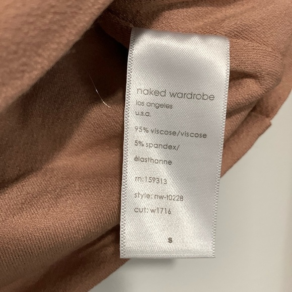 NWOT NAKED WARDROBE the nw mock neck long sleeve crop top Tan - Picture 9 of 9